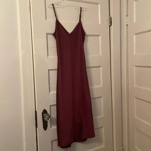 Wilfred Only Slip Satin Midi Dress in spiced burgundy, size small